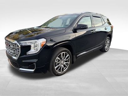 Used 2022 GMC Terrain Denali w/ Denali Premium Package