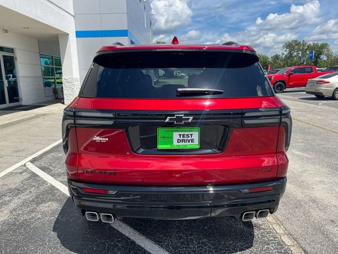New 2026 Chevrolet Traverse RS w/ LPO, Floor Liner Package FWD image 6
