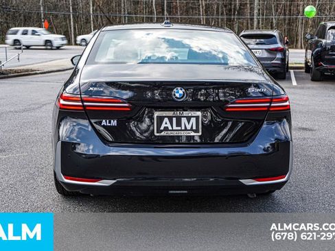 Used 2026 BMW 530i xDrive image 11