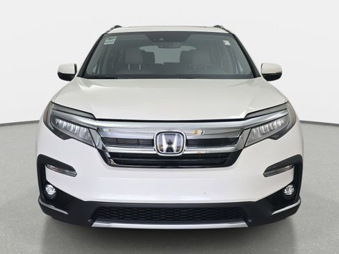 Used 2019 Honda Pilot Elite image 2