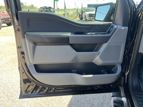 Used 2025 Ford F150 XLT w/ Equipment Group 301A Standard AWD/4WD image 12