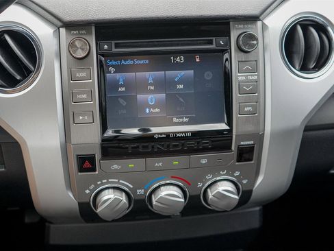 Used 2017 Toyota Tundra SR5 image 13