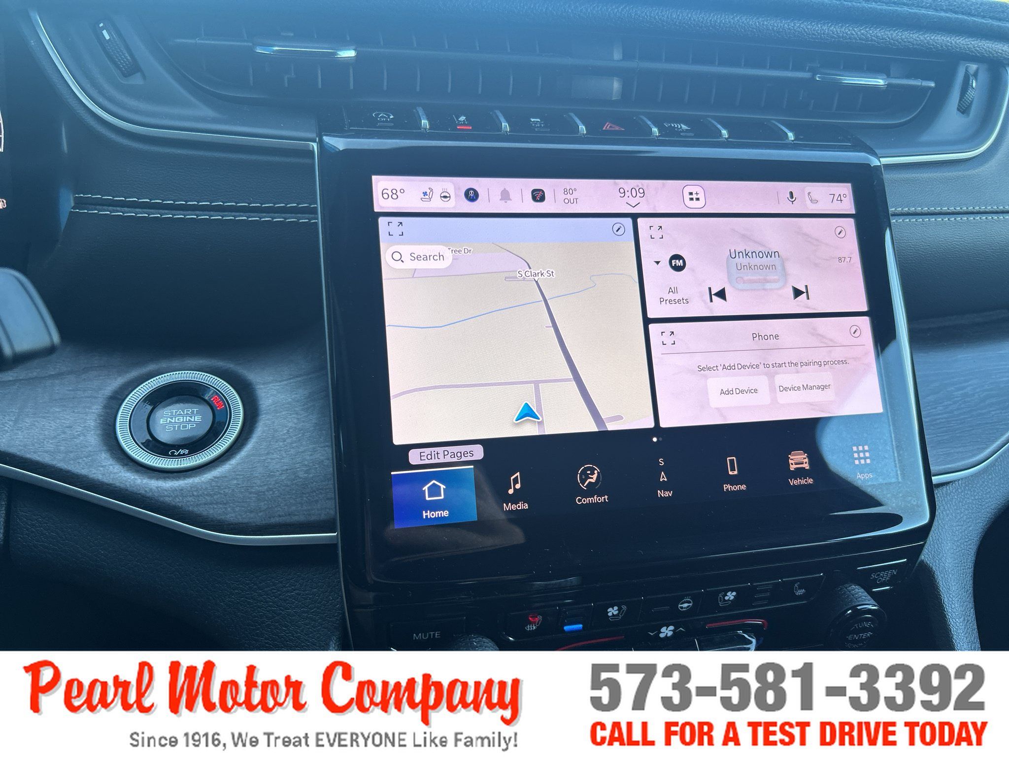 Used 2024 Jeep Grand Cherokee L Limited w/ Luxury Tech Group II AWD/4WD image 16