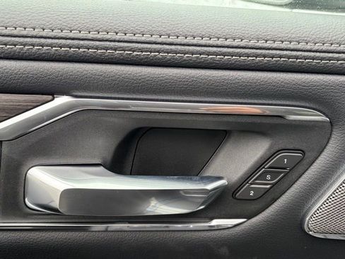 New 2026 RAM 1500 Laramie AWD/4WD image 13