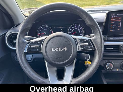 Used 2022 Kia Forte LXS image 22