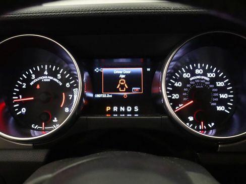 Used 2020 Ford Mustang Premium RWD image 5