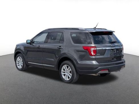 Certified 2019 Ford Explorer XLT w/ Equipment Group 202A AWD/4WD image 4