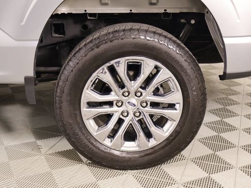 Used 2024 Ford F150 Lariat w/ FX4 Off-Road Package AWD/4WD image 19
