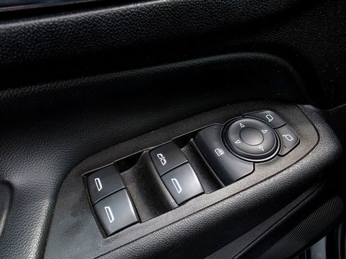 Used 2020 Chevrolet Equinox LT FWD image 14
