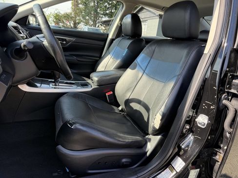 Used 2014 Nissan Altima 2.5 SL w/ Moonroof Package image 9