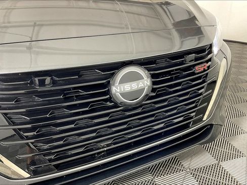 Used 2024 Nissan Sentra SR image 38