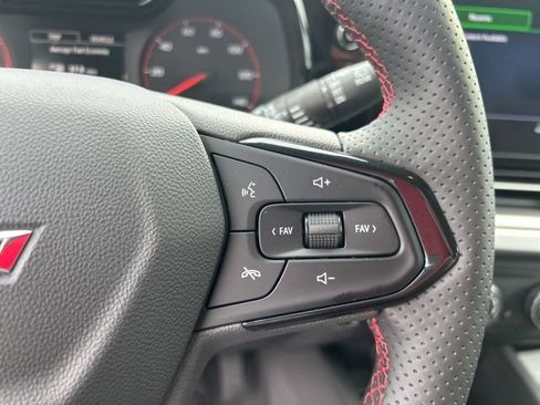 New 2026 Chevrolet Trax RS w/ Sunroof Package image 19