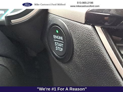 Certified 2022 Ford Escape SE w/ SE Sport Appearance Package image 20