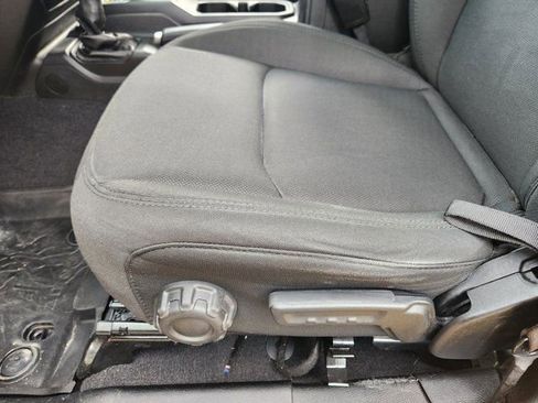 Used 2021 Jeep Wrangler Unlimited Sport image 25