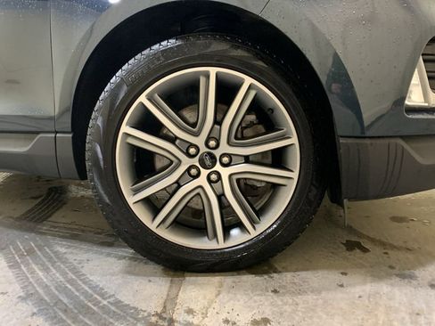 Used 2023 Ford Edge Titanium w/ Equipment Group 301A image 9