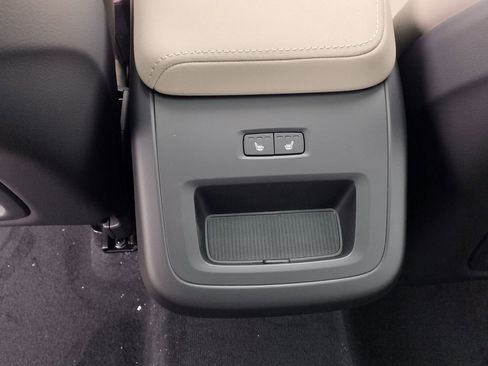 New 2026 Volvo XC60 B5 Plus w/ Climate Package image 19