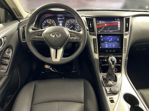 Used 2019 INFINITI Q50 Luxe w/ Essential Package (3.0T Luxe) image 23