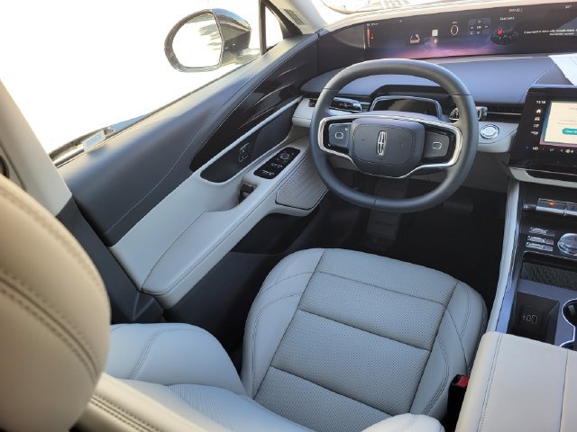 New 2026 Lincoln Nautilus Premier AWD/4WD image 10