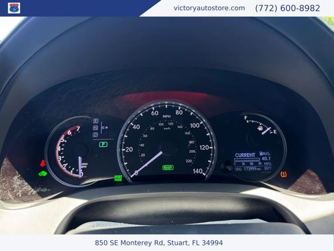 Used 2012 Lexus CT 200h Premium w/ Premium Audio Pkg (F Sport) FWD image 31