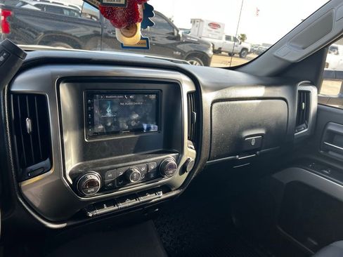 Used 2018 Chevrolet Silverado 1500 LT w/ Texas Edition image 11
