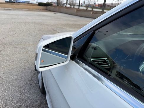 Used 2014 Mercedes-Benz E 350 Sedan image 11