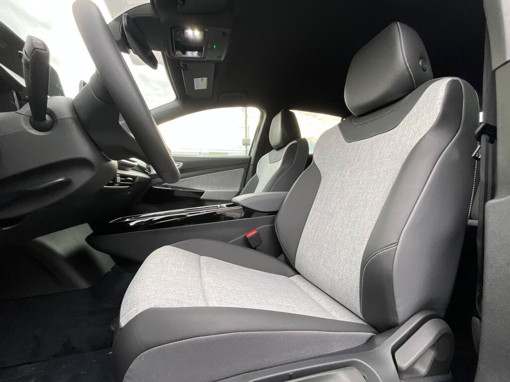 New 2026 Volkswagen ID.4 Pro AWD/4WD image 11