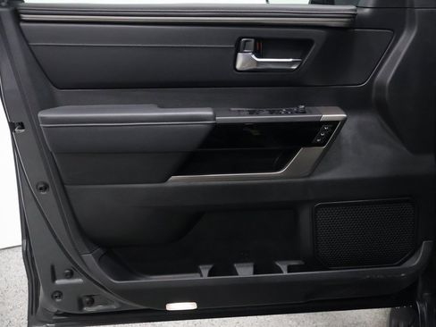 Used 2023 Toyota Sequoia Limited image 12