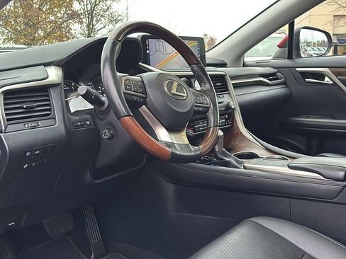 Used 2022 Lexus RX 350L Premium w/ Premium Package image 26