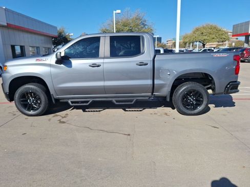 Used 2021 Chevrolet Silverado 1500 Custom Trail Boss w/ Safety Confidence Package image 3