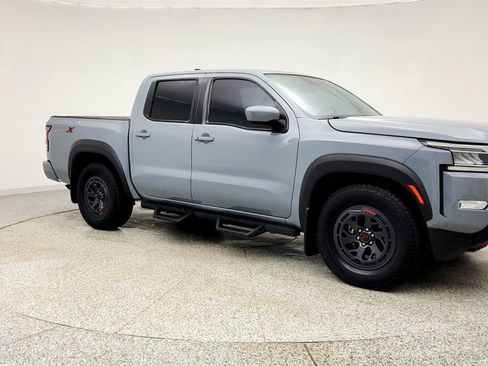 Used 2022 Nissan Frontier Pro-X w/ Technology Package image 3