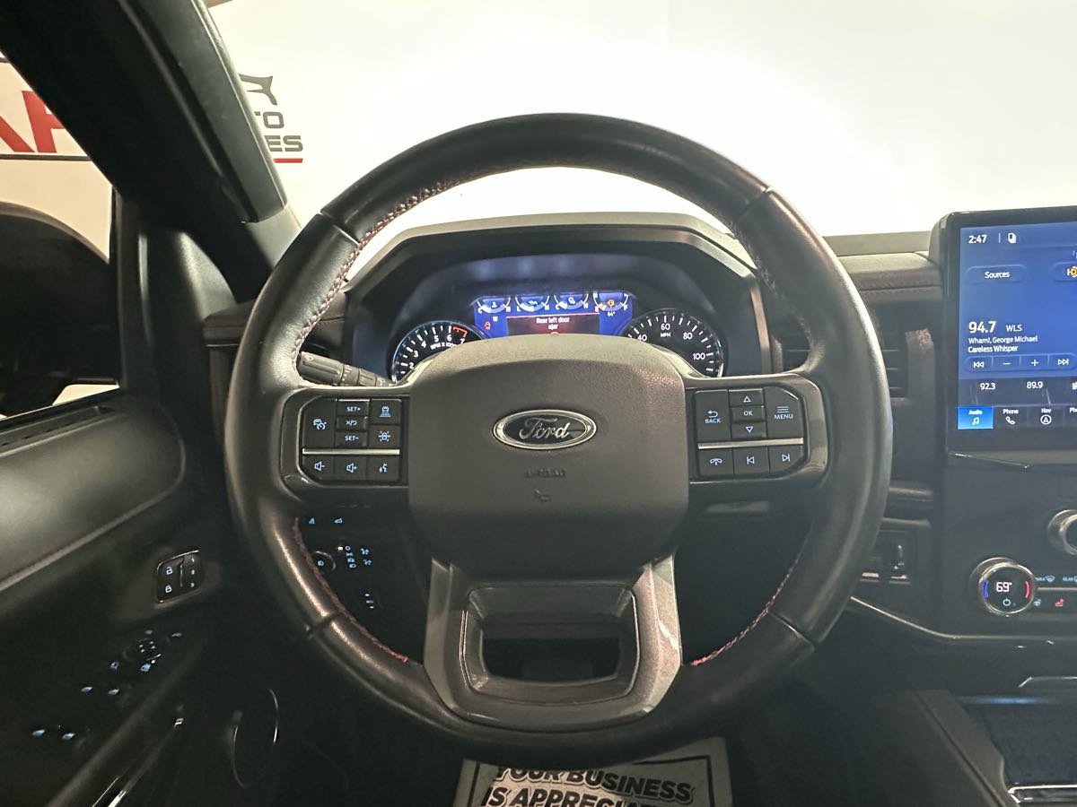 Used 2023 Ford Expedition Limited AWD/4WD image 33