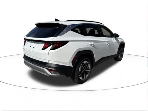 New 2026 Hyundai Tucson SEL image 3
