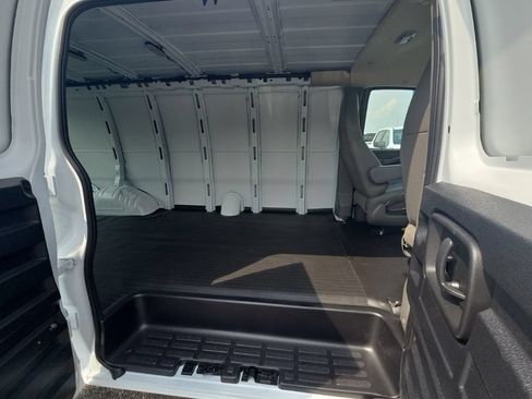 New 2026 Chevrolet Express 3500 Extended w/ Driver Convenience Package RWD image 10