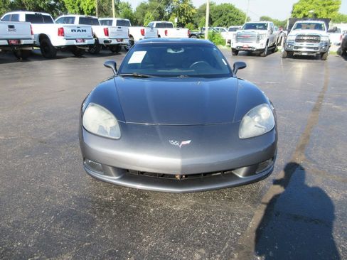 Used 2013 Chevrolet Corvette Coupe RWD image 10