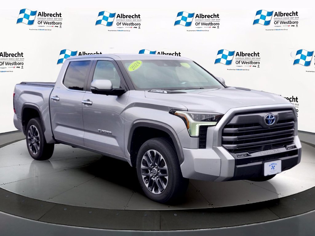 Used 2024 Toyota Tundra Limited AWD/4WD image 7