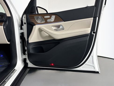 New 2026 Mercedes-Benz GLS 450 4MATIC image 24