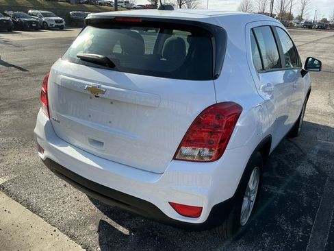 Used 2020 Chevrolet Trax LS image 6
