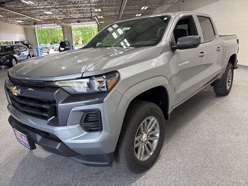 New 2026 Chevrolet Colorado LT w/ Advanced Trailering Package AWD/4WD image 3