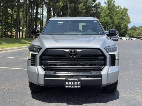 Used 2026 Toyota Tundra Limited AWD/4WD image 23