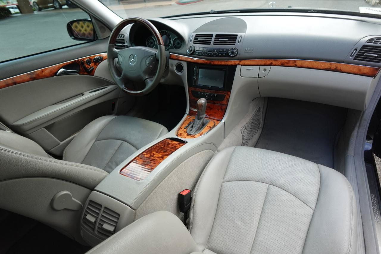Used 2005 Mercedes-Benz E 320 Sedan image 7