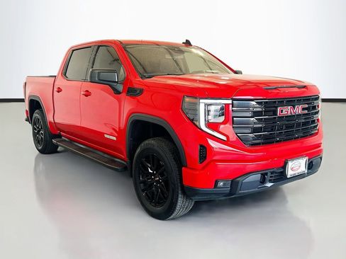 Used 2024 GMC Sierra 1500 Elevation RWD image 3