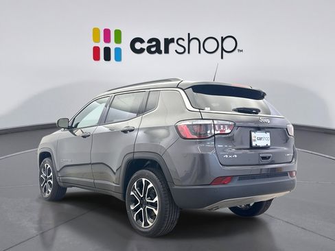 Used 2024 Jeep Compass Limited image 3