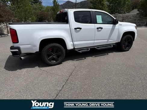 Used 2018 Chevrolet Colorado LT w/ Redline Special Edition AWD/4WD image 10