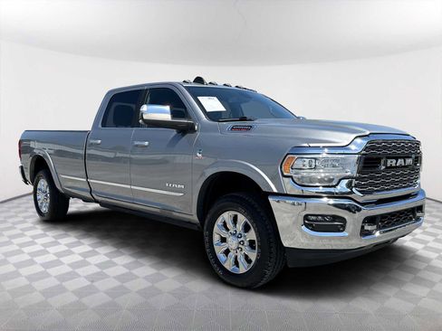 Used 2022 RAM 2500 Limited w/ Towing Technology Group AWD/4WD image 1