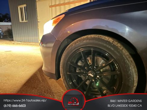 Used 2017 Honda Accord EX image 47