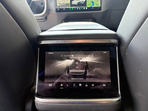 Used 2022 Tesla Model S Plaid AWD/4WD image 21