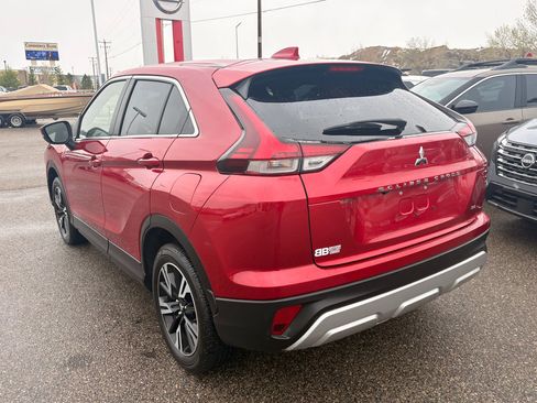 Used 2024 Mitsubishi Eclipse Cross SE AWD/4WD image 3