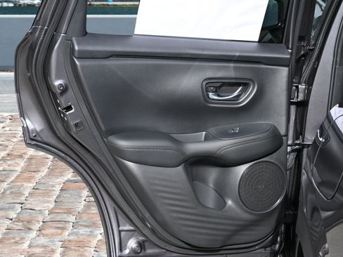 New 2026 Honda HR-V LX image 11