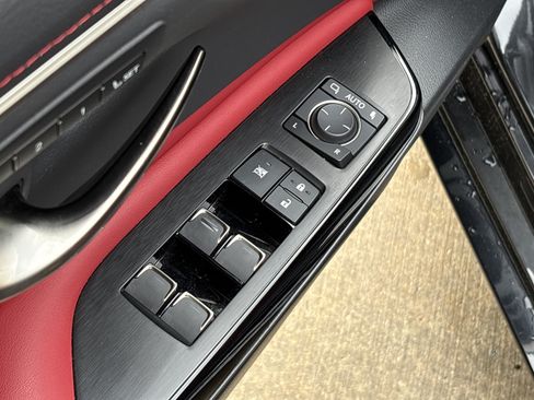 Used 2024 Lexus ES 350 F Sport w/ Accessory Package (Z1) FWD image 15
