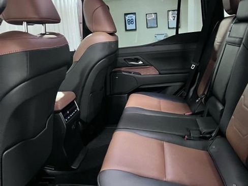Used 2026 Lexus GX 550 w/ Accessory Package (2T) image 15
